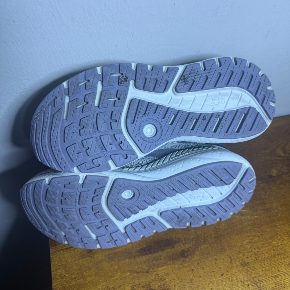 Brooks Ariel GTS Running Shoes Women Size 9.5 Grey Purple 1204141B080 - Picture 5 of 7